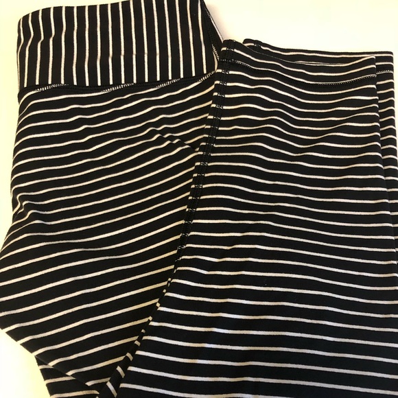 Lululemon Wunder Under Crop Parallel Stripe - Picture 2 of 6